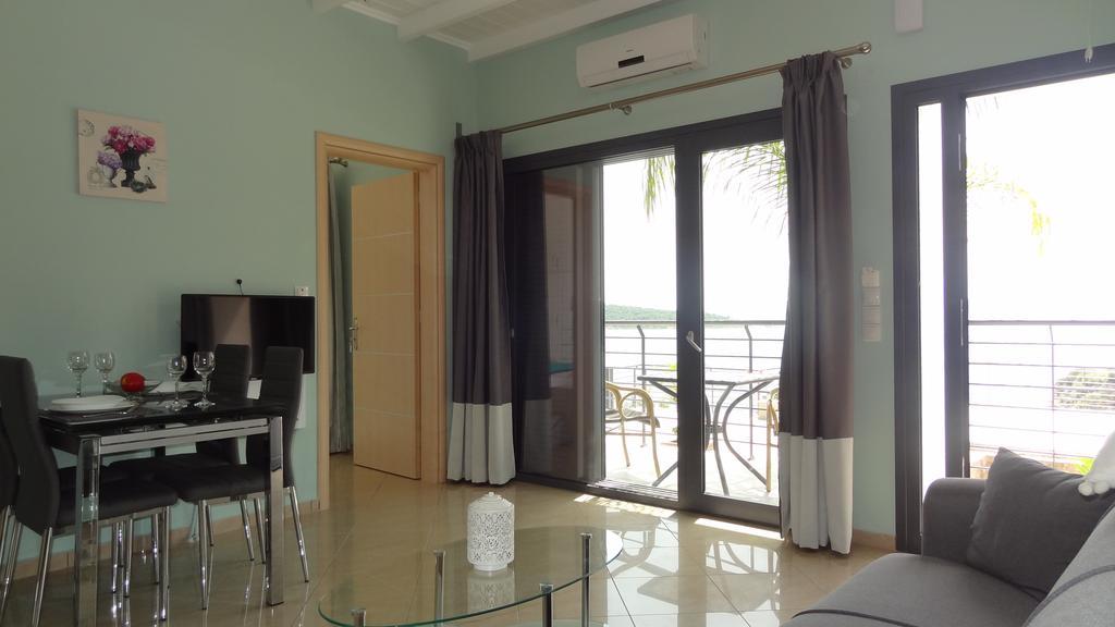 Melina Apartments Pool View Argostoli  Exteriör bild