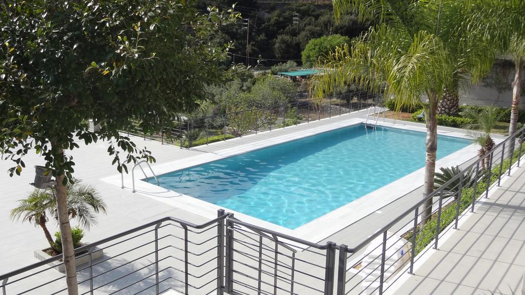 Melina Apartments Pool View Argostoli  Exteriör bild