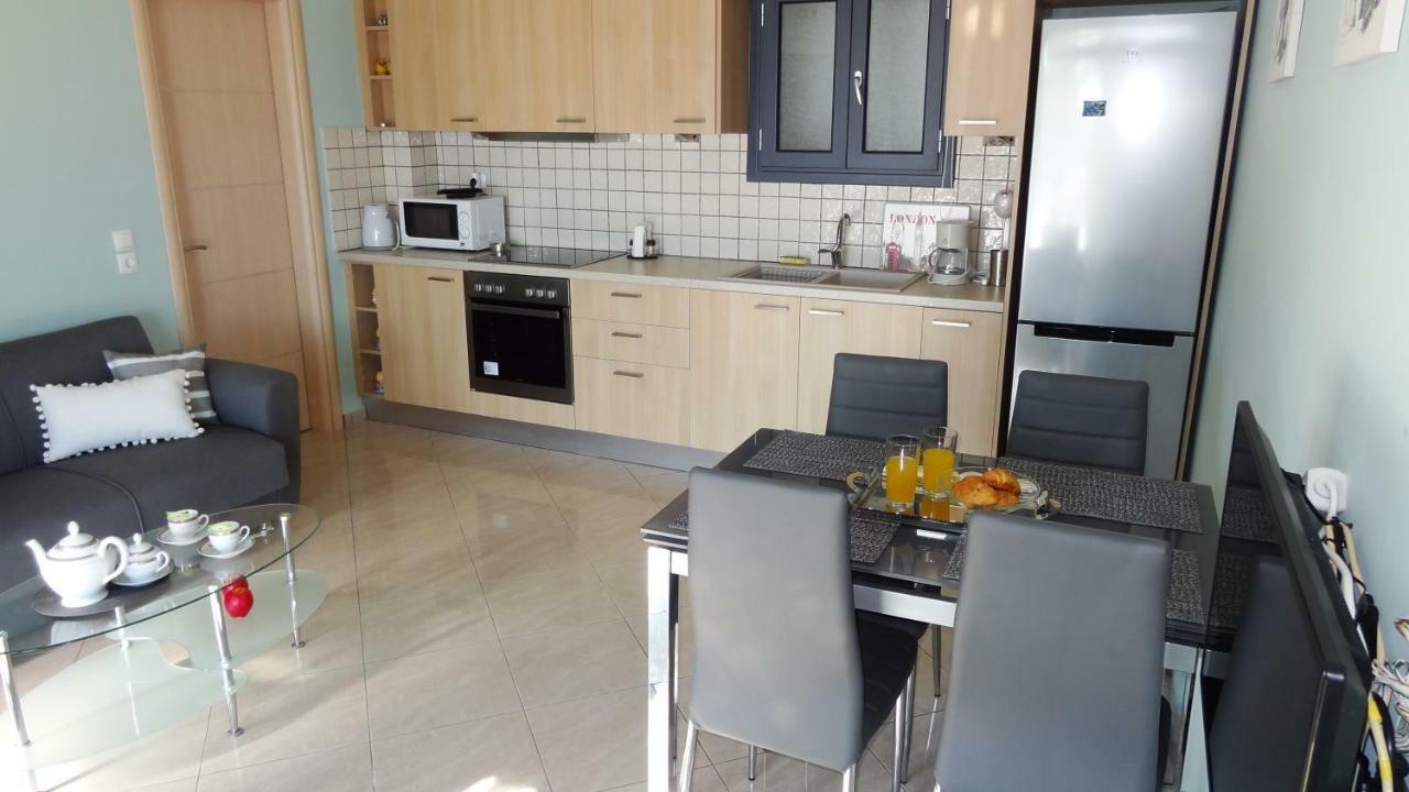 Melina Apartments Pool View Argostoli  Exteriör bild